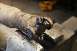 Замена крестовины Infiniti QX80  в Жуковском