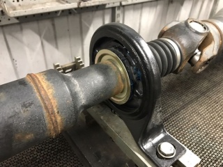 Замена карданного вала Infiniti QX56  в Жуковском